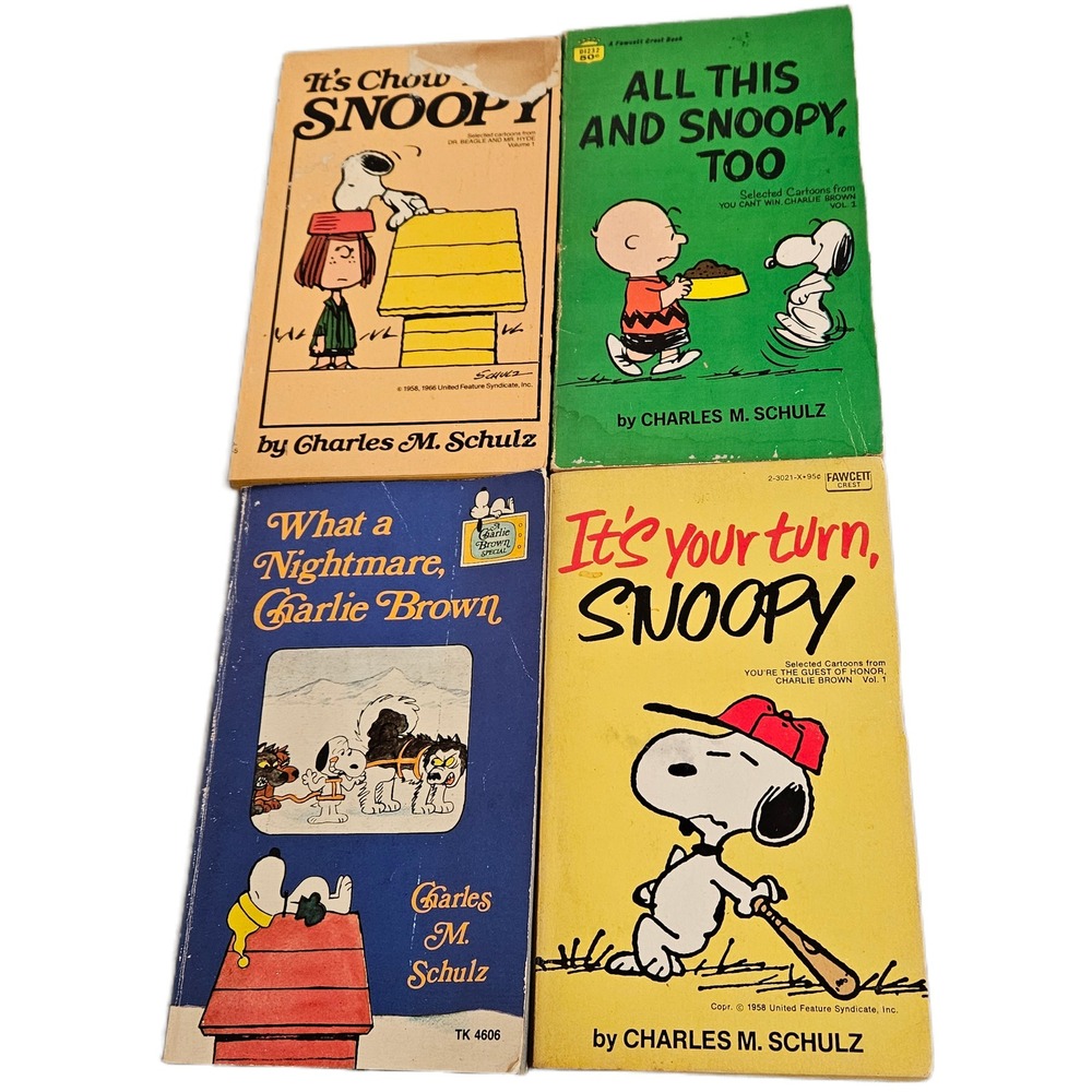 Lof Of 4 Vintage‎ 1962-1983 Charles M Schulz Peanuts Comic Books Paperback